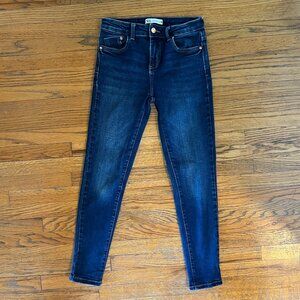Zara Dark Wash Skinny Jeans - Size 4 - Mid Rise